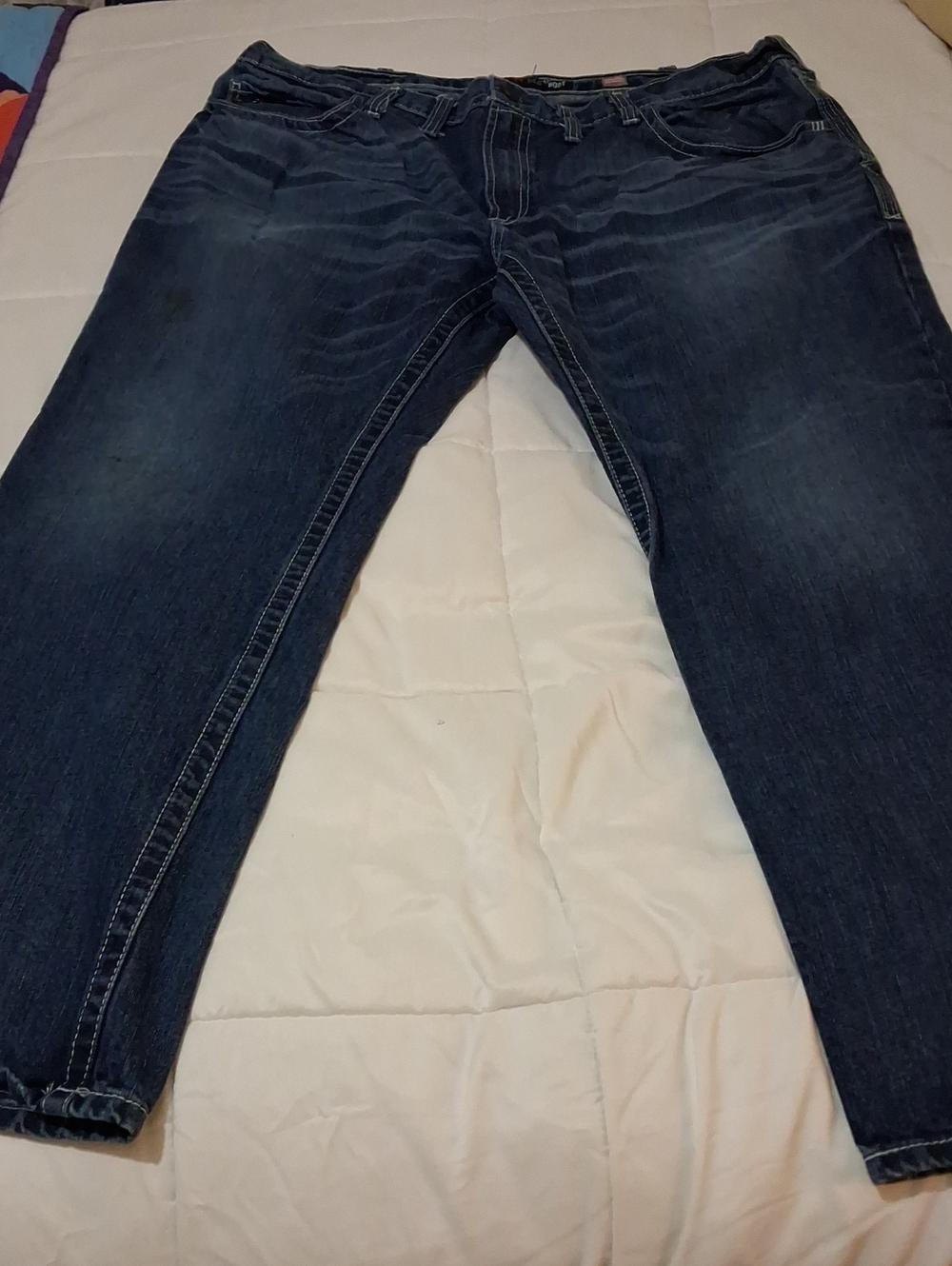 ARIAT Men’s Relaxed Dark Blue Denim Jeans 46x32